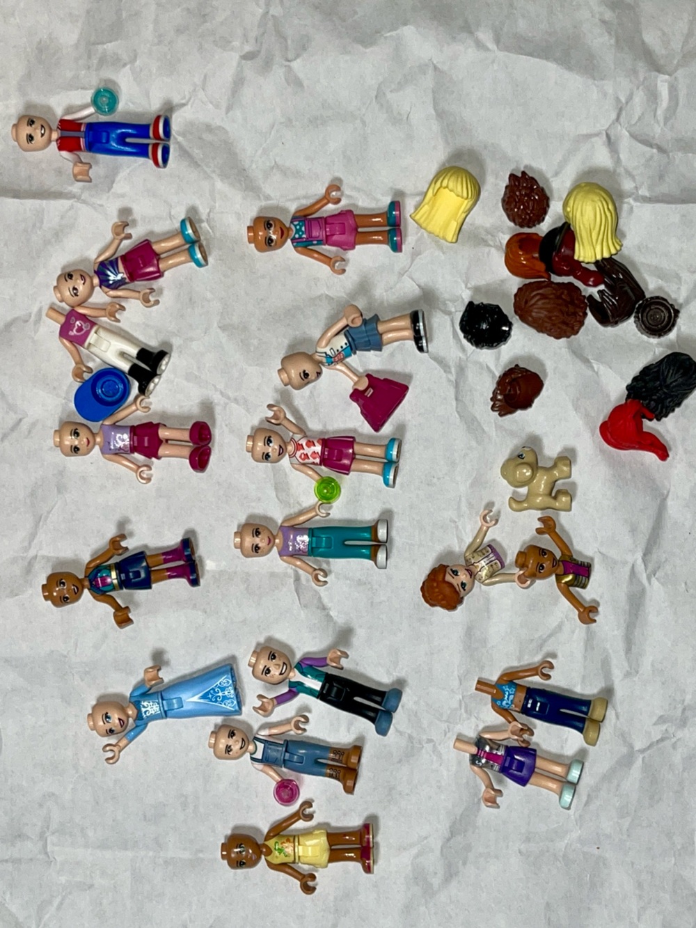 LEGO Friends Mini-Doll Minifigure Lot, Mixed Figures & Hair Accessories